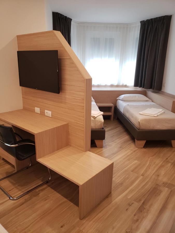 Hotel Cantaleone San Michele allʼAdige Екстериор снимка